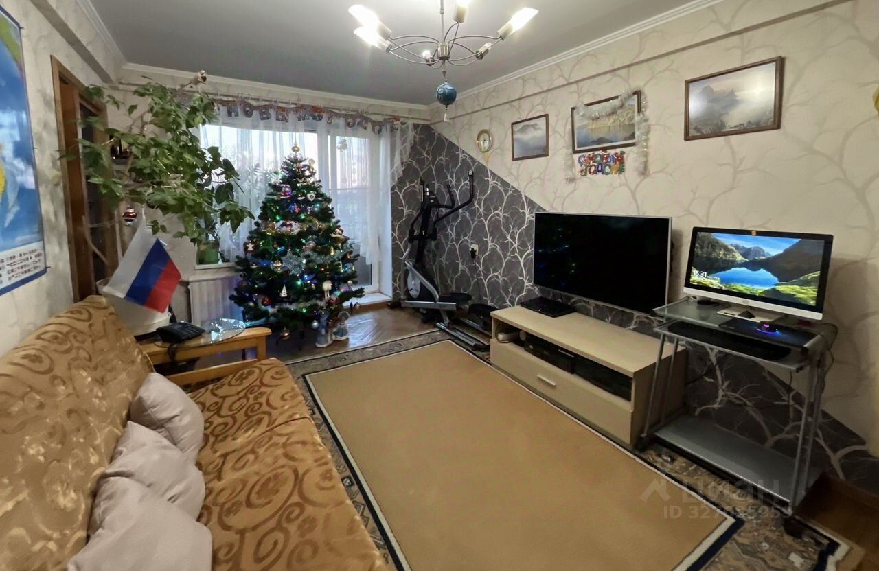 Продажа 3-комн квартиры на вторичном рынке проспект Науки, 18