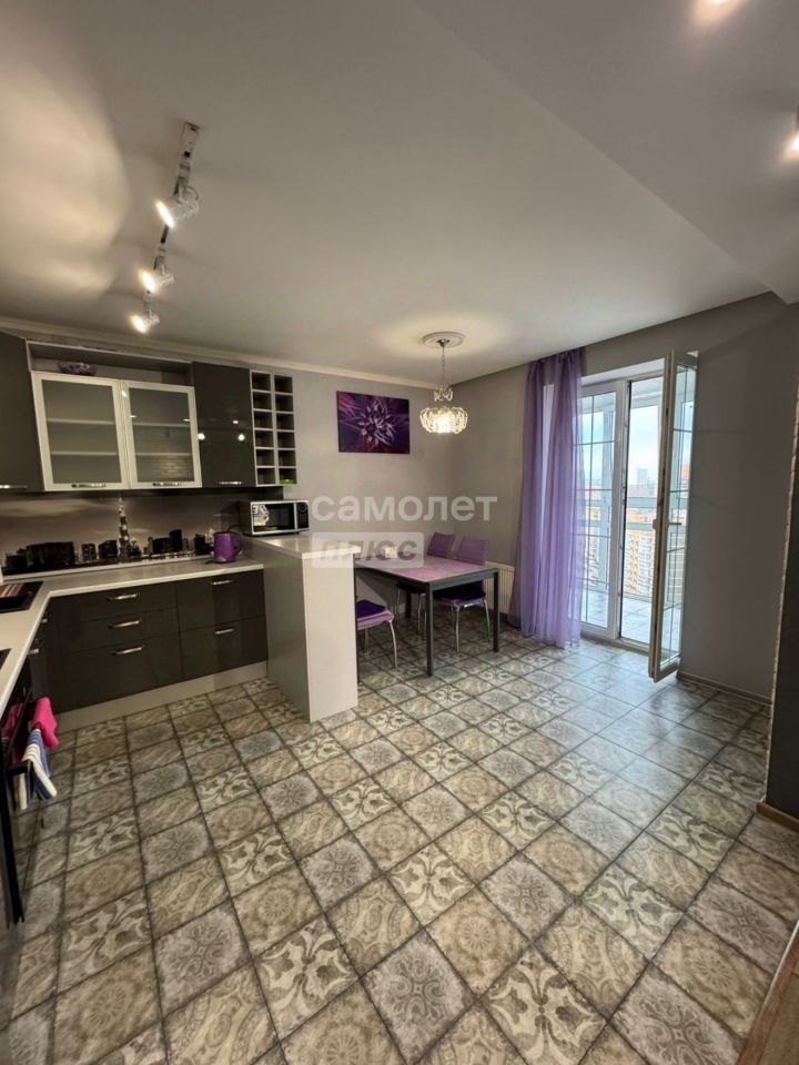 Продажа 2-комн квартиры на вторичном рынке улица Татьянин Парк, 14к2