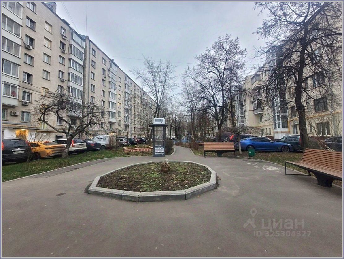 Продажа студии Авиамоторная улица, 28/4
