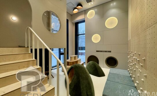 Продажа 2-комн квартиры на вторичном рынке Снежная улица