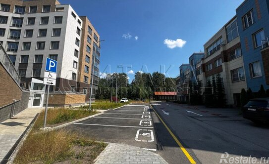 Продажа 3-комн квартиры на вторичном рынке ул Береговая,  д. 27,  к. 1