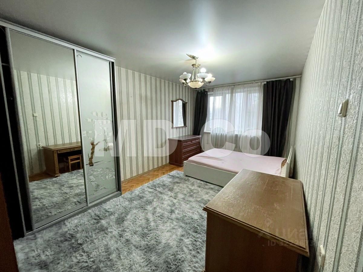 Продажа 3-комн квартиры на вторичном рынке улица Островитянова, 34К1