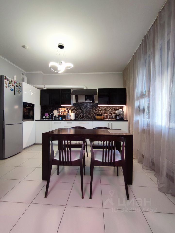 Продажа 2-комн квартиры на вторичном рынке улица Академика Павлова, 6к1