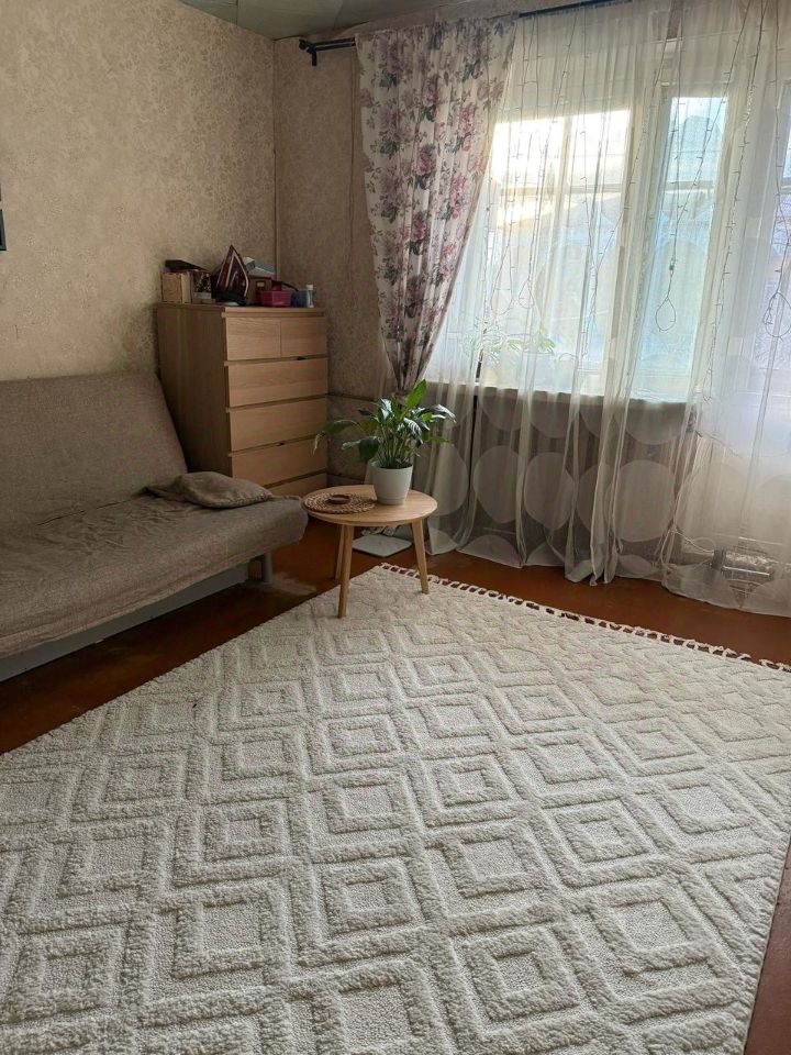Продажа 1-комн квартиры на вторичном рынке д. Нестерово, улица Советская, 2