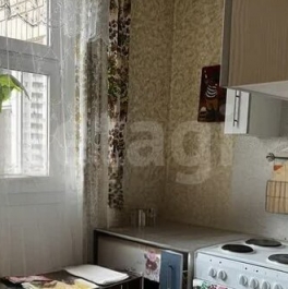 Продажа 2-комн квартиры на вторичном рынке Мосфильмовский 2-й пер,  д. 10