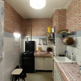 Продажа 2-комн квартиры на вторичном рынке Малое Верево, улица Кутышева,  д. 8