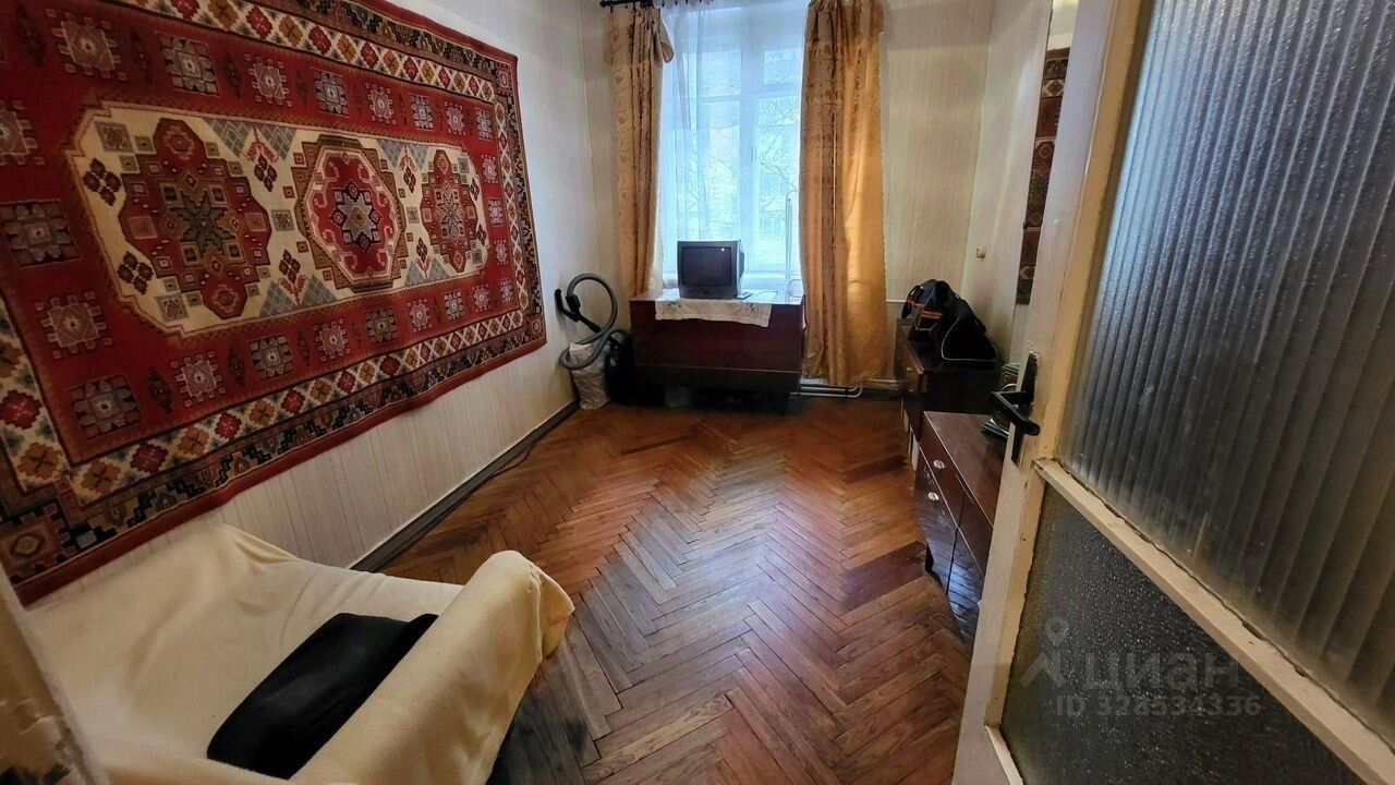 Продажа 2-комн квартиры на вторичном рынке Пушкин, Ленинградская улица, 22