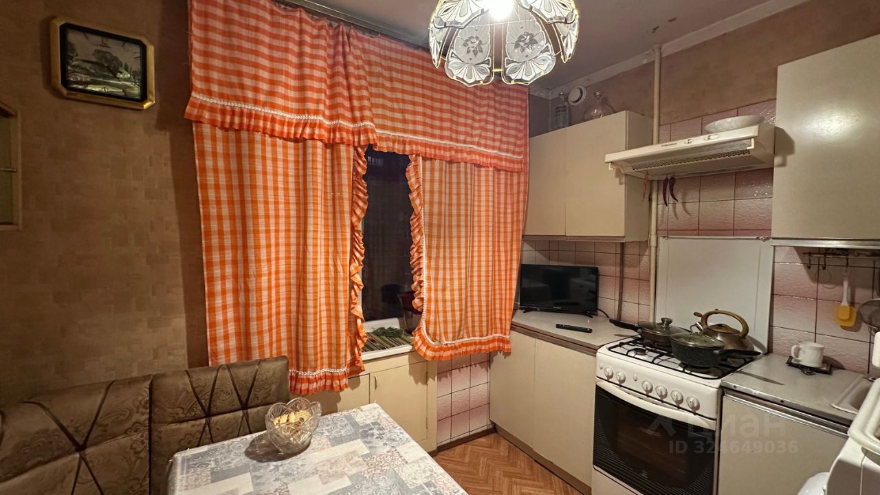 Продажа 4-комн квартиры на вторичном рынке Долгопрудный, улица Академика Лаврентьева, 23