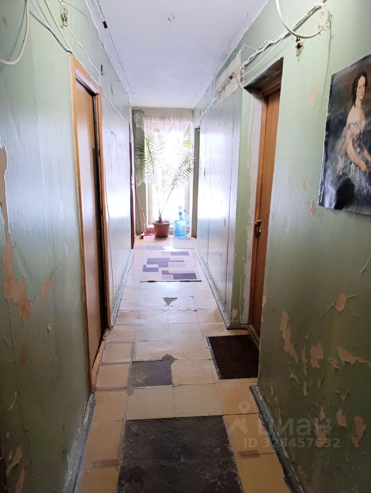 Продажа комнаты Колпино, Заводской проспект, 38