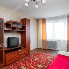Продажа 1-комн квартиры на вторичном рынке Ветеранов пр-кт,  д. 82
