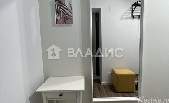 Продажа 1-комн квартиры на вторичном рынке Центральный, ул Горького,  д. 6