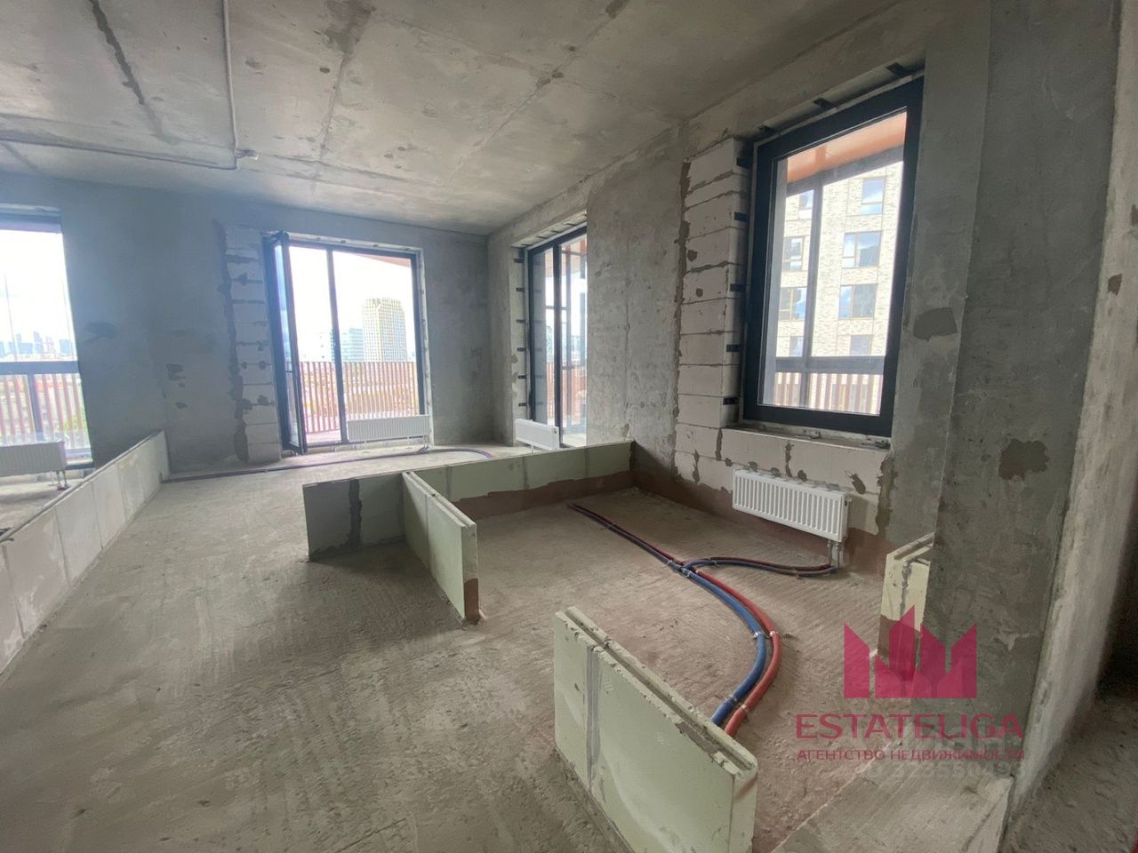 Продажа 3-комн квартиры на вторичном рынке улица Эдуарда Стрельцова, 2к2