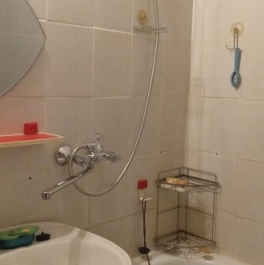 Продажа 4-комн квартиры на вторичном рынке Пионерская улица,  д. 11
