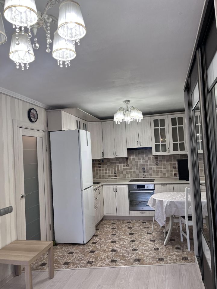 Аренда 2-комн квартиры на вторичном рынке Краснодонская улица, 53