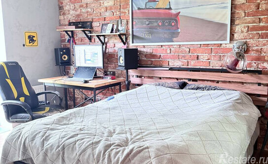 Продажа 1-комн квартиры на вторичном рынке Юбилейный, улица Суворова,  д. 8А