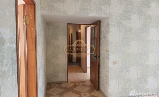 Продажа 3-комн квартиры на вторичном рынке Пловдивская улица,  д. 2