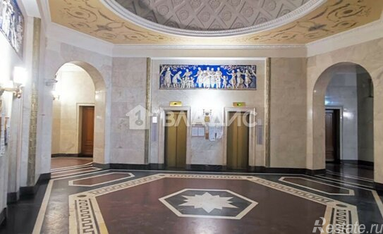 Продажа 2-комн квартиры на вторичном рынке Подгорская набережная