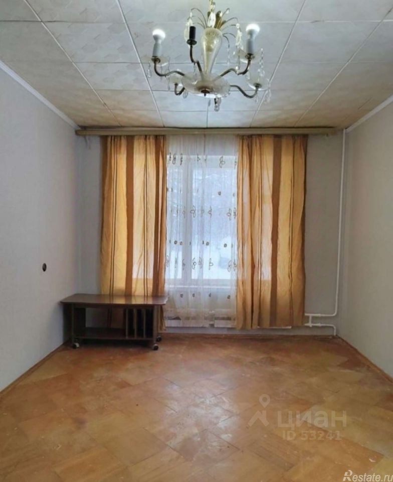 Продажа 2-комн квартиры на вторичном рынке Сходня, улица Тюкова,  д. 12
