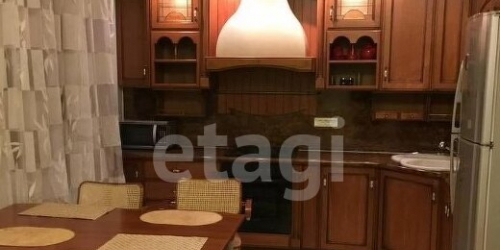 2-комн квартира Молодёжная улица,  д. 3