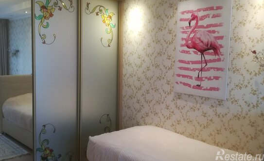 Продажа 3-комн квартиры на вторичном рынке улица Адмирала Лазарева,  д. 40