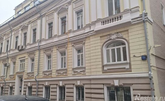 Продажа 3-комн квартиры на вторичном рынке Староконюшенный переулок