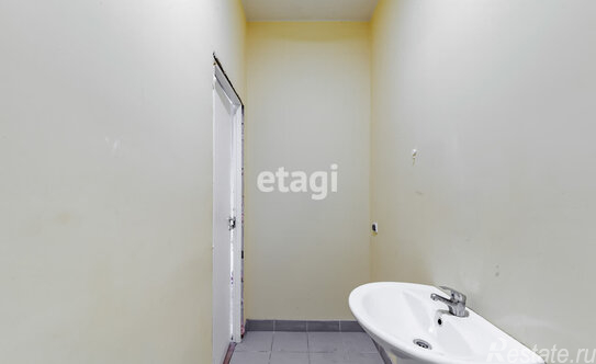 Продажа 1-комн квартиры на вторичном рынке Канонерский остров,  д. 16