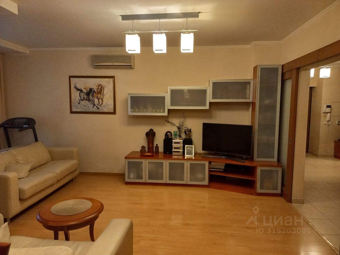 Продажа 4-комн квартиры на вторичном рынке 1-я Дубровская улица, 1К4