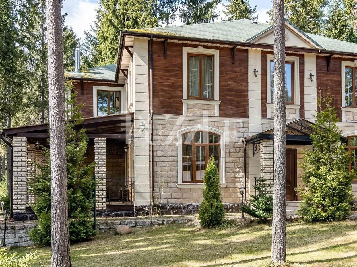 Продажа дома пос. Ленинское, переулок Еловый, 2