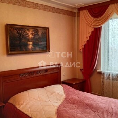 3-комн квартира Кировоградская улица,  д. 2