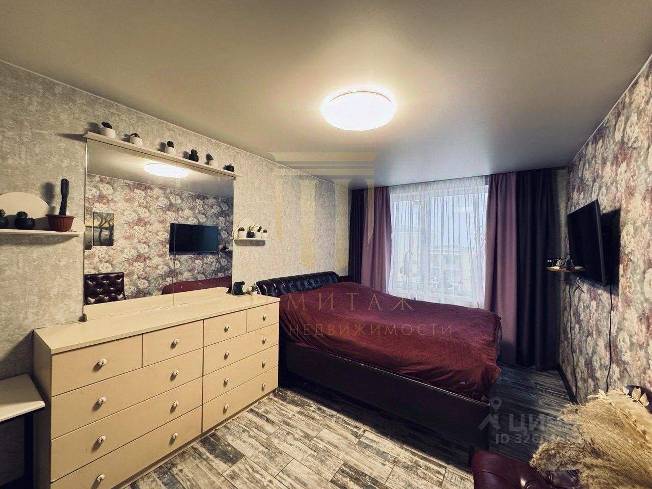 Продажа 3-комн квартиры на вторичном рынке пос. Шушары, Ленсоветовский тер., 23