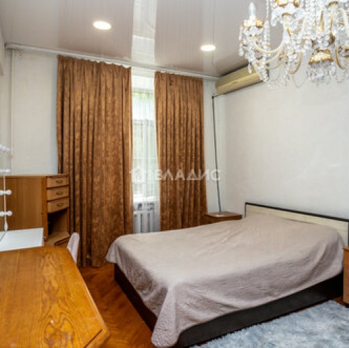 3-комн квартира Хвостов 2-й пер,  д. 12