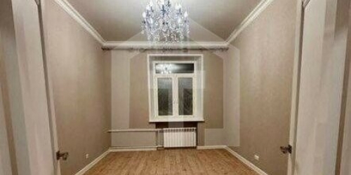 3-комн квартира улица Стахановцев,  д. 2
