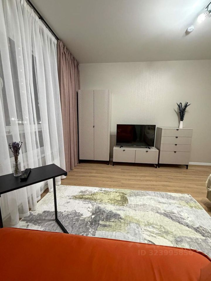 Аренда 1-комн квартиры на вторичном рынке Очаковское шоссе, 7