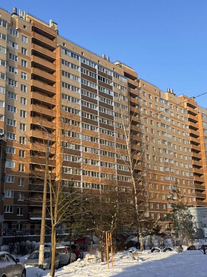 Продажа 1-комн квартиры на вторичном рынке Никольское, Октябрьская улица,  д. 15