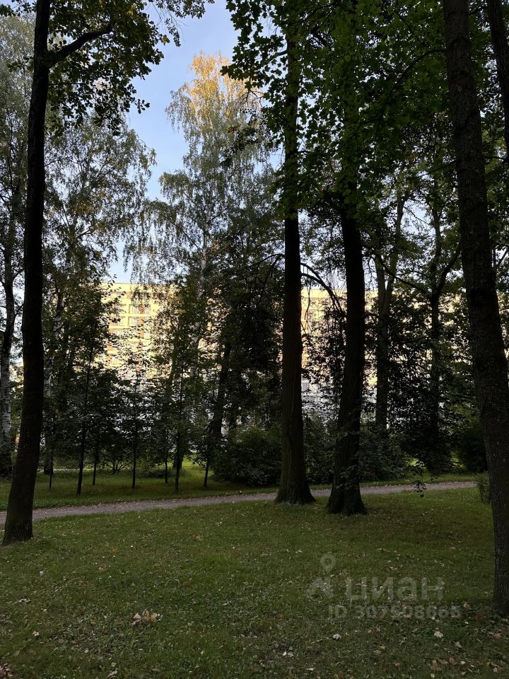 Продажа 2-комн квартиры на вторичном рынке проспект Энгельса, 31