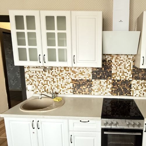 1-комн квартира с. Домодедово, улица Высотная, 3к1