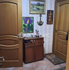 Продажа 3-комн квартиры на вторичном рынке ул Маршала Неделина,  д. 30,  к. 4