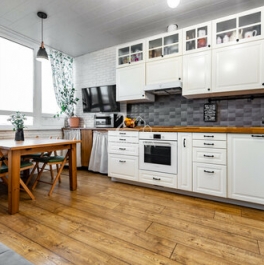 Продажа 3-комн квартиры на вторичном рынке ул Репищева,  д. 10,  к. 2