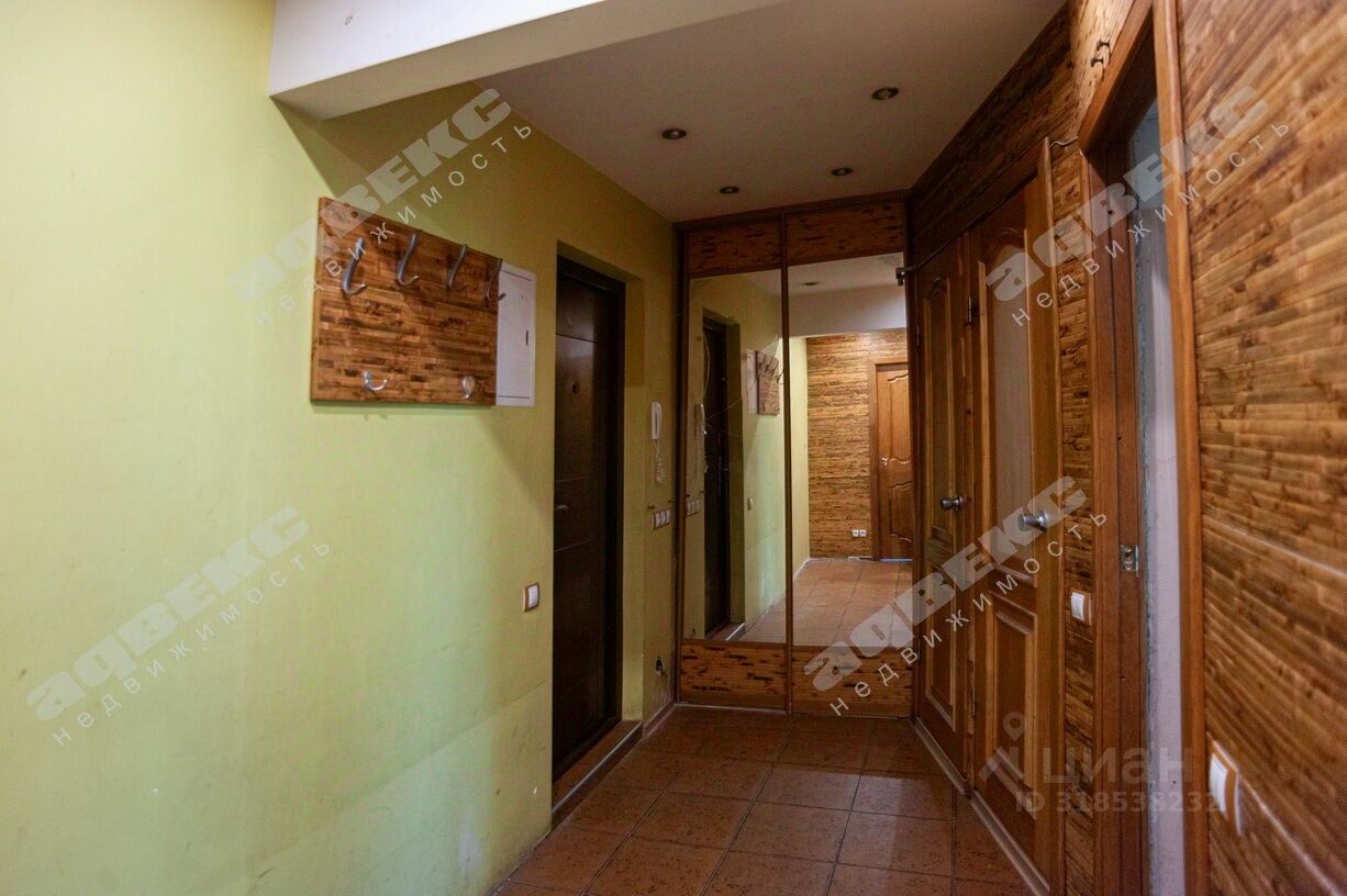 Продажа 3-комн квартиры на вторичном рынке Лужская улица, 14К3