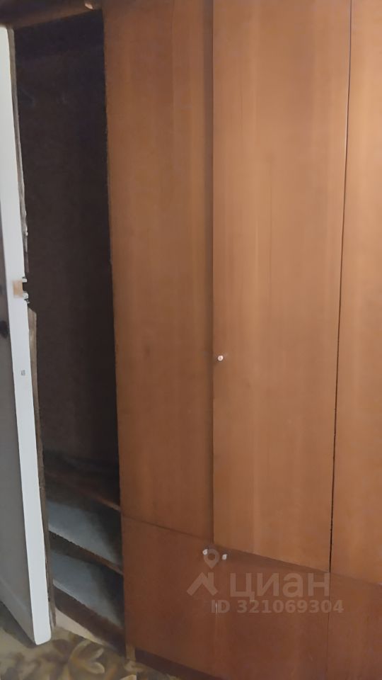 Аренда 2-комн квартиры на вторичном рынке пос. Стрельна, улица Грибоедова, 3