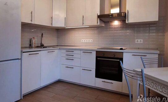 Продажа 1-комн квартиры на вторичном рынке Московский п, Татьянин Парк ул,  д. 16,  к. 2