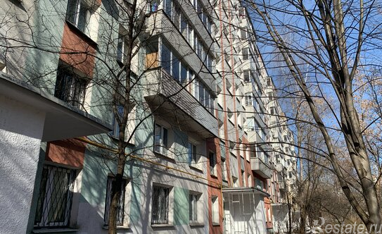 Продажа 1-комн квартиры на вторичном рынке пр-д Невельского,  д. 3,  к. 2