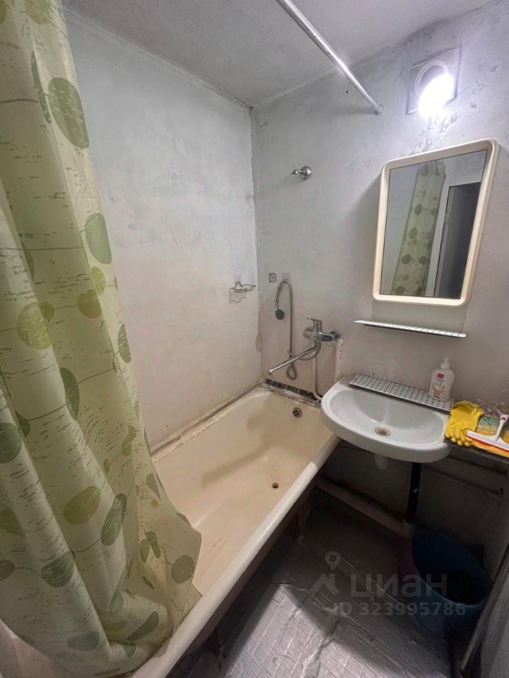 Аренда 2-комн квартиры на вторичном рынке Новоивановское пгт, улица Мичурина, 17