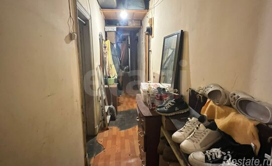 Продажа 6-комн квартиры на вторичном рынке 14-я линия,  д. 9