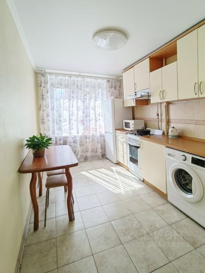 Аренда 2-комн квартиры на вторичном рынке переулок Берников, 4