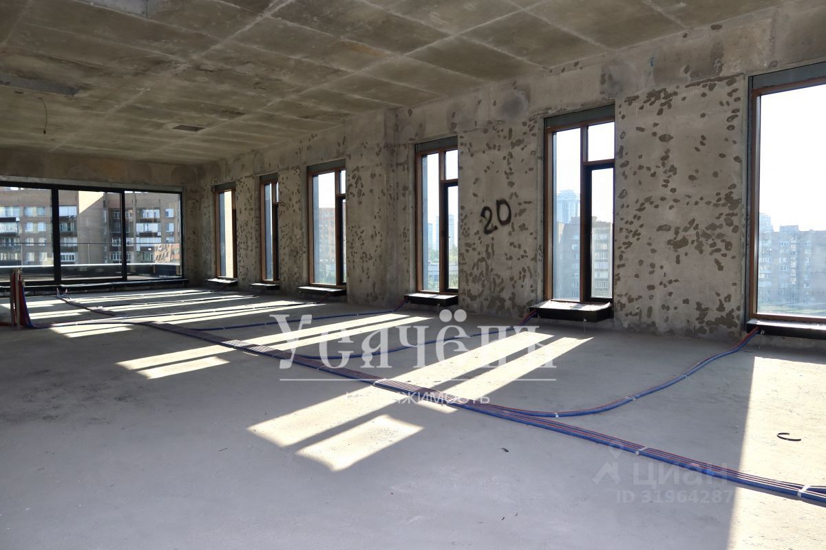 Продажа 6-комн квартиры на вторичном рынке Мосфильмовская улица, 1к7