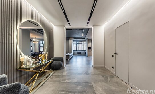 Продажа 4-комн квартиры на вторичном рынке Гжатская улица,  д. 2