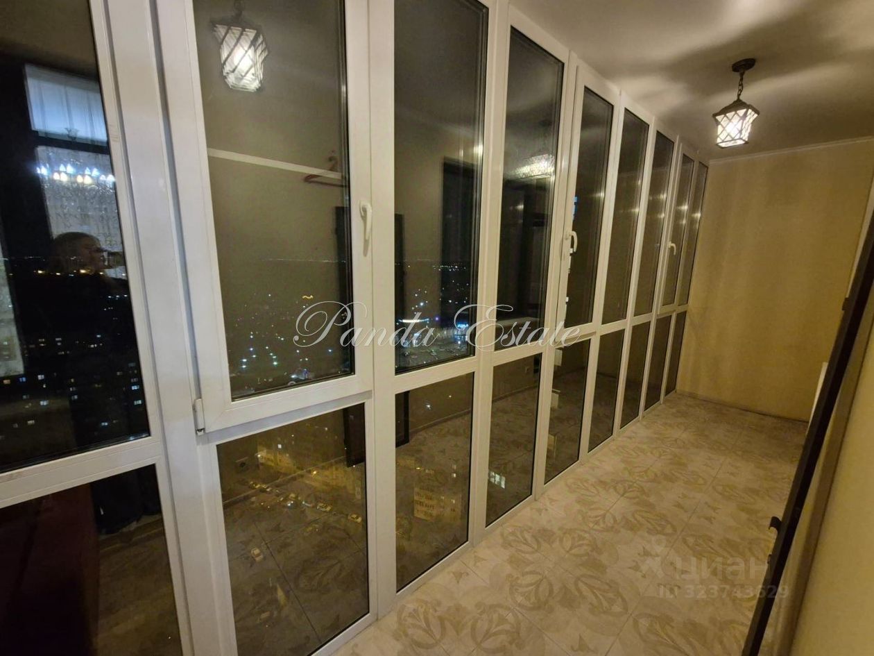 Аренда 3-комн квартиры на вторичном рынке Одинцово, бульвар Маршала Крылова, 25а