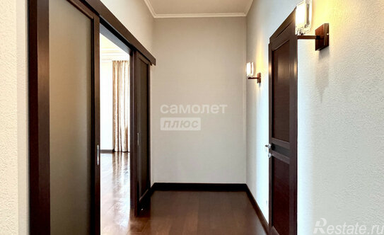 Продажа 3-комн квартиры на вторичном рынке ул Мосфильмовская,  д. 8,  к. 1