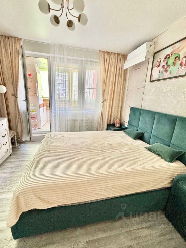 Продажа 3-комн квартиры на вторичном рынке улица Липчанского, 4